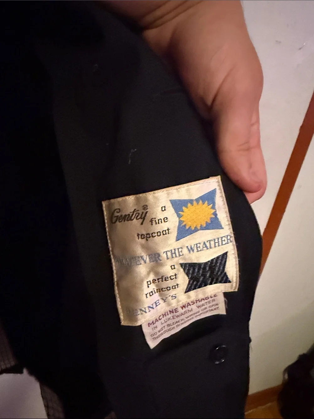 Mens topcoat with warm lining